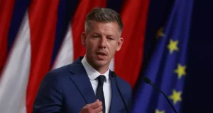 FT: Macarıstan Ukrayna və Aİ arasındakı danışıqların növbəti mərhələsini bloklayıb