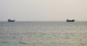 ABŞ və İran arasında zərbələr intensivləşdiyinə görə Hörmüz boğazından keçən gəmilərin sayı azalıb