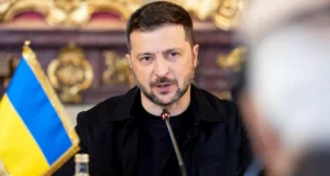 “Ukrainskaya Pravda”: Zelenskinin komandası Zalujnını prezident seçkilərində iştirakdan çəkindirməyə çalışıb