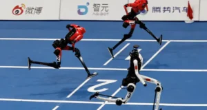 Robot 100 metrlik məsafəyə qaçışda dünya çempionun rekordunu yenilədi