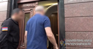 Ermənistanın keçmiş prezidenti Robert Koçaryan və oğlu korrupsiya işi üzrə saxlanılıblar
