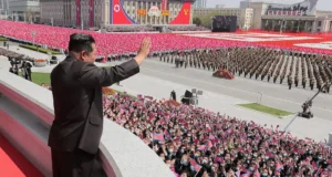 “Ölsəm, kəpənək olub səni tapacam”: Kim Çen In kimlərin hesabına güclənir?