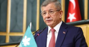 Əhməd Davudoğlu haqqında araşdırma başladıldı: 4 il əvvəl Ərdoğanı təhqir etməsi iddiasıyla